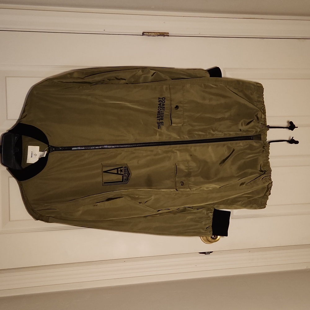 FOREVER 21 ARMY GREEN OVERSIZED JACKET